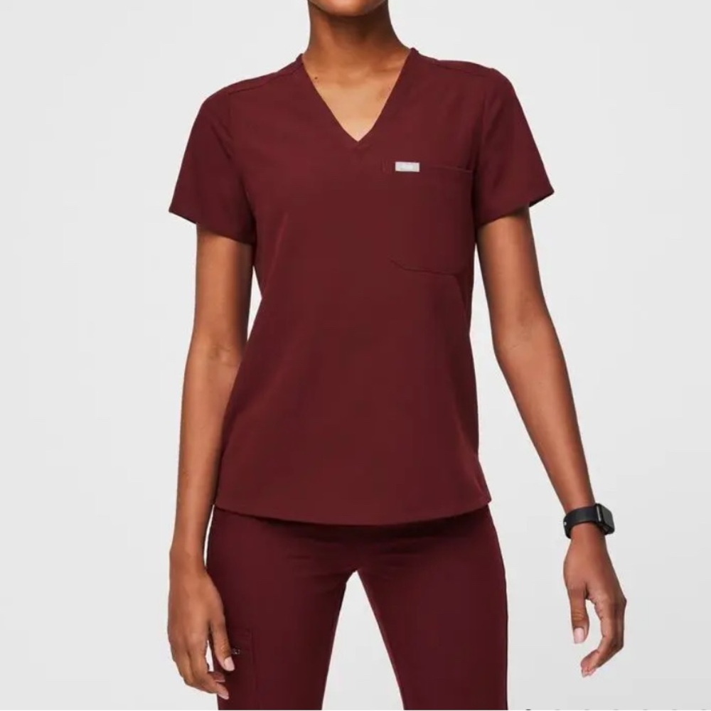 Figs One Pocket Scrub Top